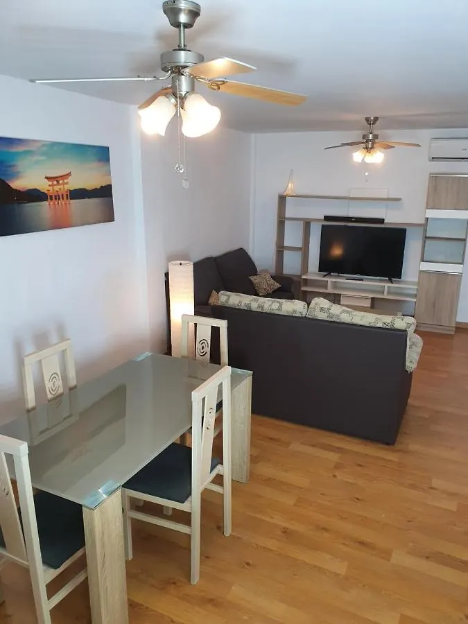 아파트 1F, Aire Acondic, 80M2, 2 Dormitorios, 4 Huespedes, Wifi Gratis La Línea de la Concepción