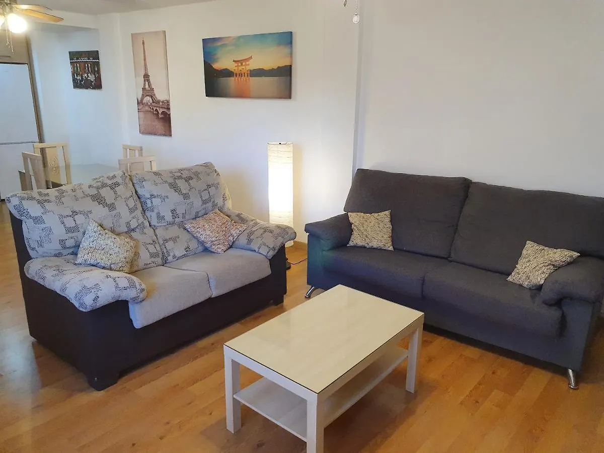 아파트 1F, Aire Acondic, 80M2, 2 Dormitorios, 4 Huespedes, Wifi Gratis La Línea de la Concepción