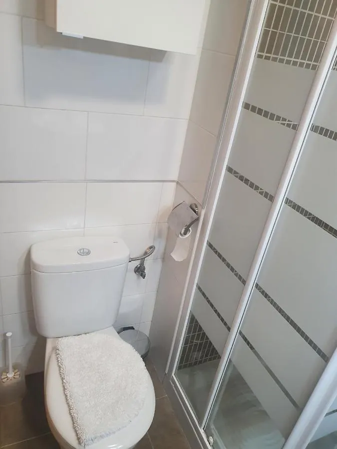 1F, Aire Acondic, 80M2, 2 Dormitorios, 4 Huespedes, Wifi Gratis La Línea de la Concepción