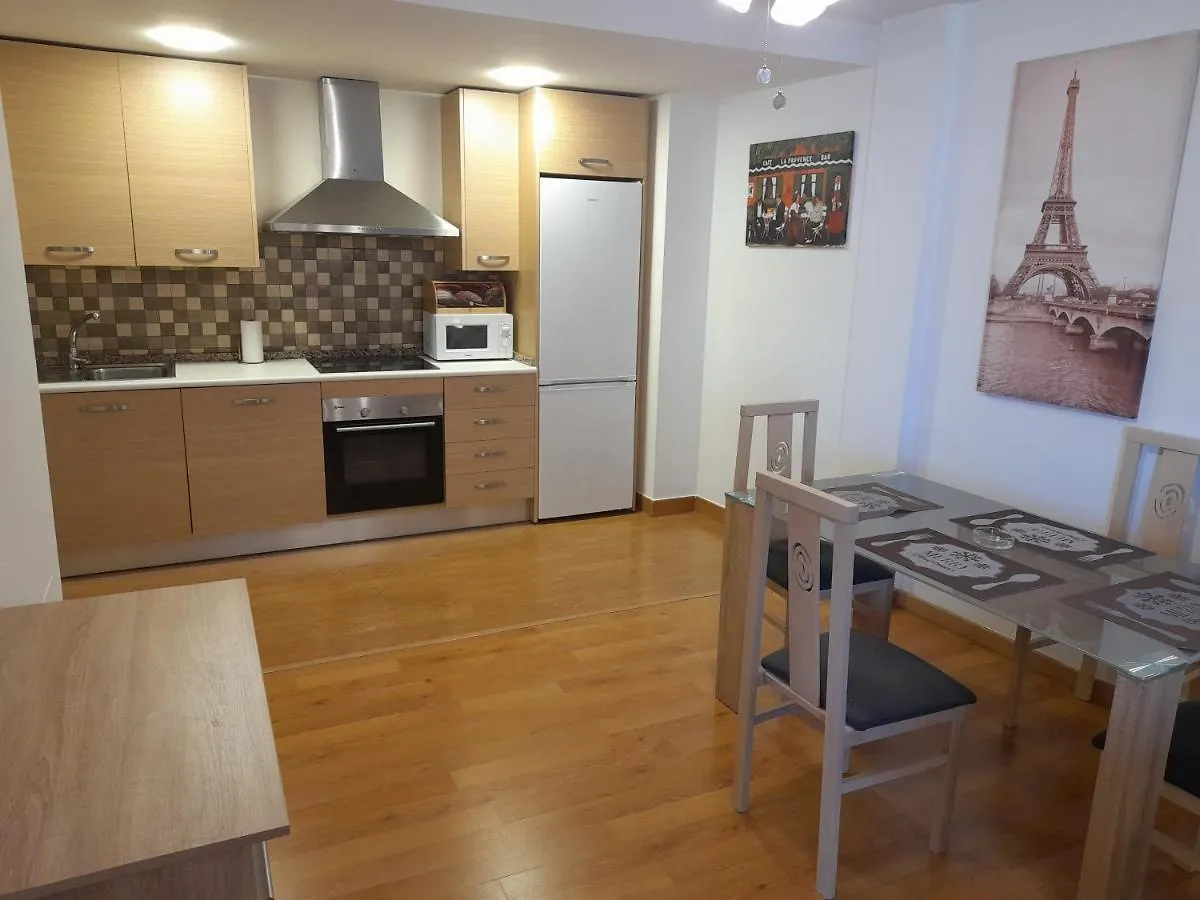 1F, Aire Acondic, 80M2, 2 Dormitorios, 4 Huespedes, Wifi Gratis La Línea de la Concepción